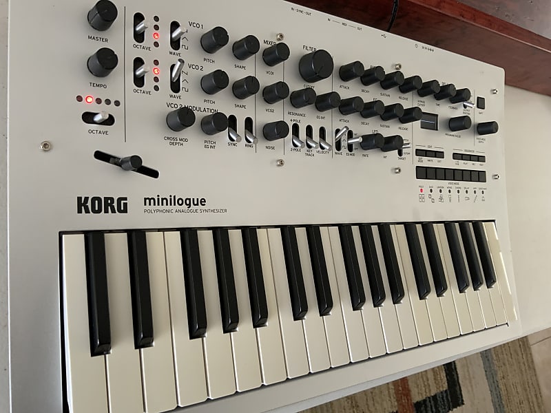 Korg Minilogue 4-voice Analog Polyphonic Synthesizer image 1