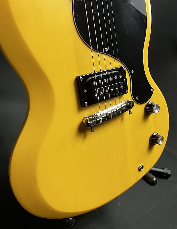 Epiphone SG Junior Electric Guitar Worn TV Yellow Finish