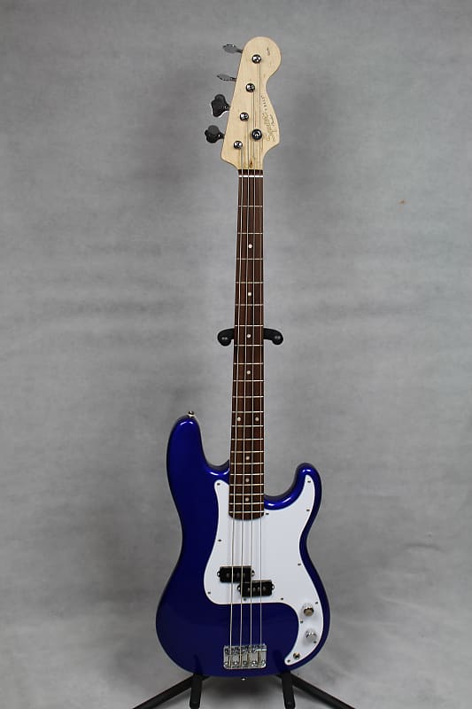 Squier by Fender Precision Bass ブルー Amazon.com: Squier Affinity Series Precision Bass, Lake Placid