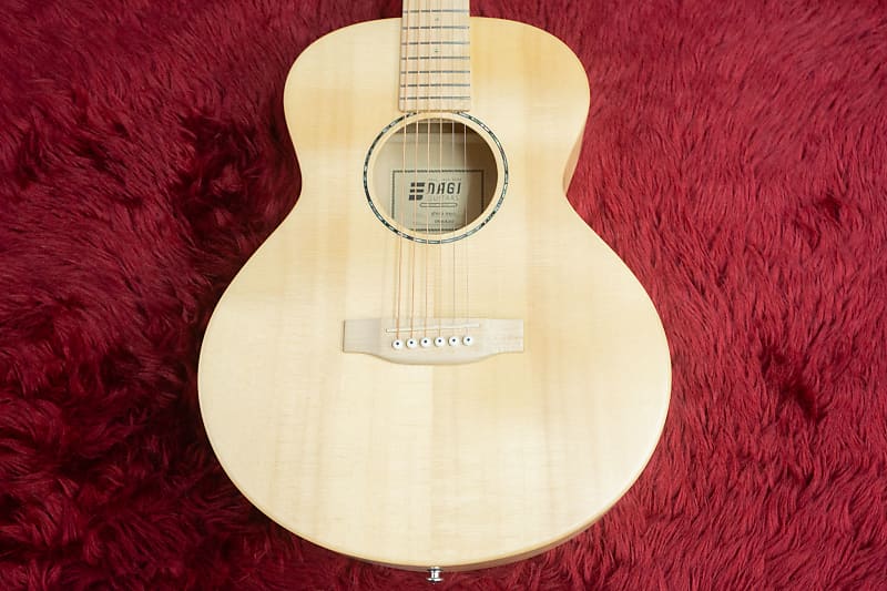 使用少】NAGI GUITARS shiro [Acoustic Model]