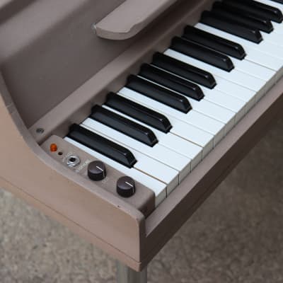 Fully Restored Wurlitzer 140B Electric Piano for both 120V/230V with FX Loop image 14