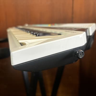 YAMAHA SHS-200 FM Digital Keyboard with MIDI Keytar w/ bag image 6