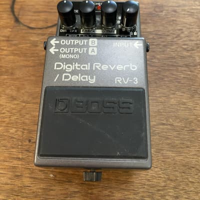 ギター Digital Reverb / Delay RV-3 rv3_main.jpg
