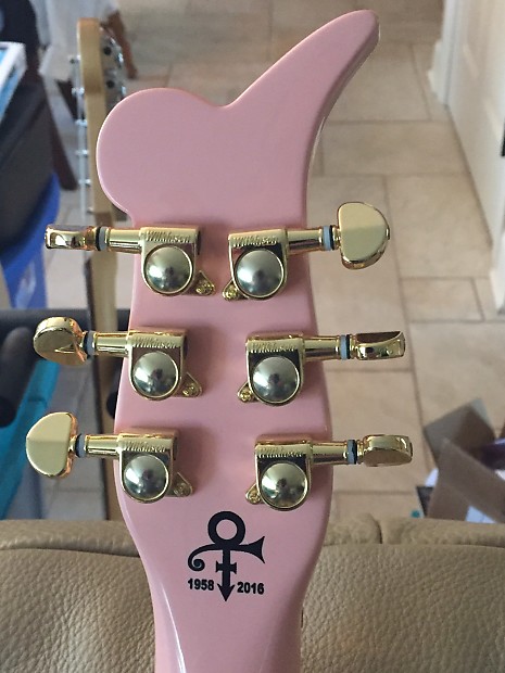 Prince Cloud Guitar replica Sign o the Times era replica Recent Pink