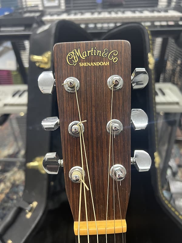 Martin Shenandoah D-2832 | Reverb