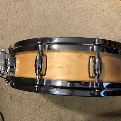 Gretsch Maple 14 x 4  natural lacquer finish Die-cast hoops Free shipping image 4