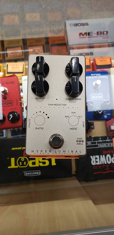 Darkglass Electronics Hyper Luminal Hybrid Compressor