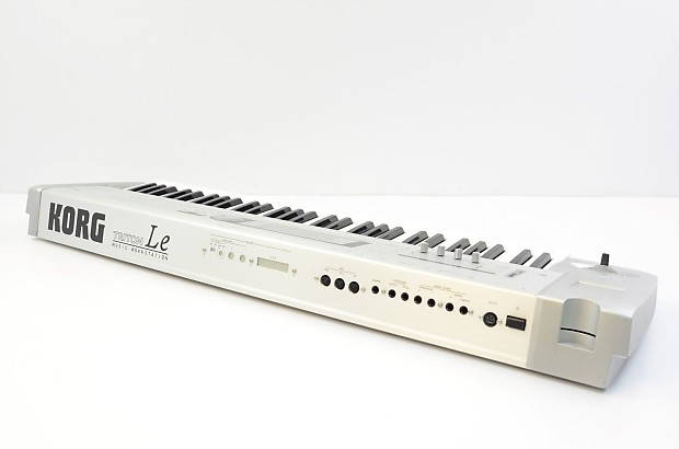 Korg Triton LE 61-Key Keyboard Workstation w/ Power Supply Korg Triton LE 61-Key Keyboard Workstation w/ Power Supply