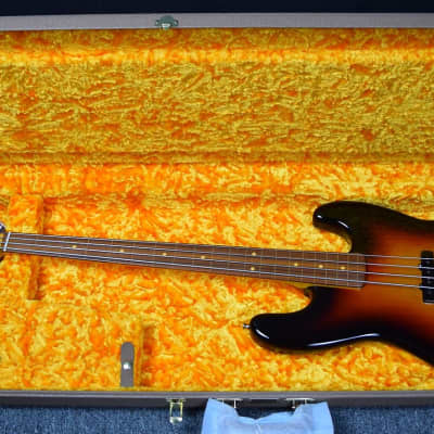 Fender Jaco Pastorius Lined/Fretless Jazz Bass, 3-Tone SB w/Cosmetic Flaws, Full Warranty = Save $! image 7