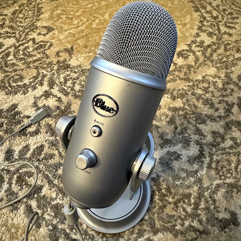 Logitech Yeti Blue Gaming / Podcast USB Microphone 2020s - | Reverb