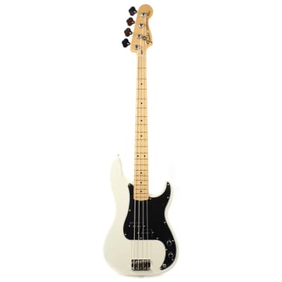 Fender Dee Dee Ramone Artist Series Signature Precision Bass 2015
