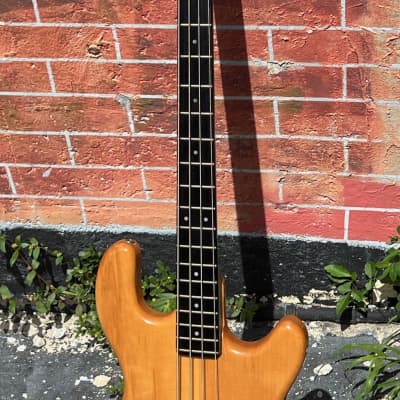 Kramer DMZ4001 Bass 1980 - a very clean & all original example for the pickiest Metal Neck guys ! image 7