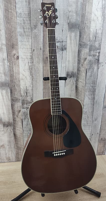 YAMAHA FG−425ＴＢＳ Yamaha FG-425TBS Acoustic Guitar 6-String Wood Body Sunburst