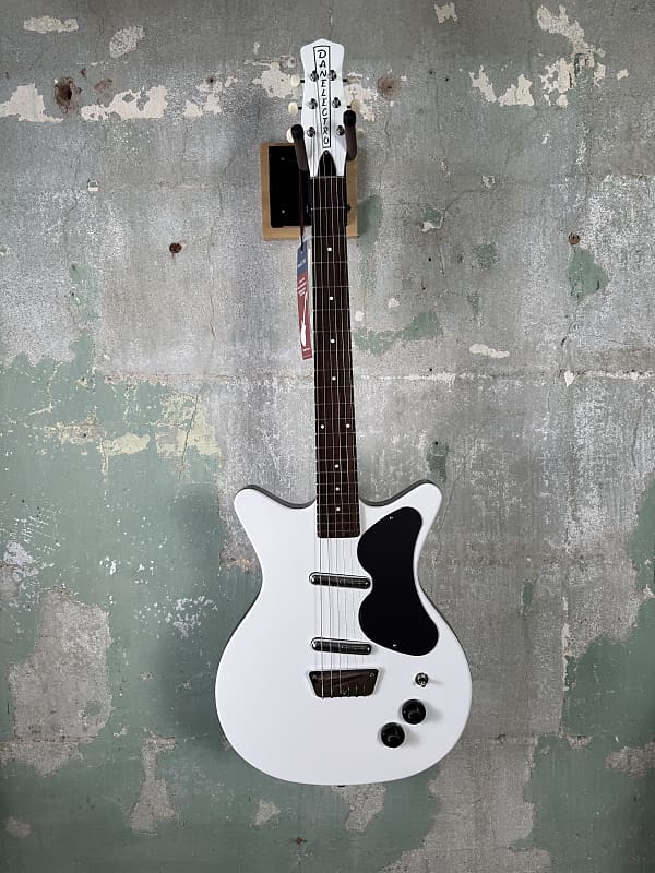 Mint Danelectro PB Special - White image 1