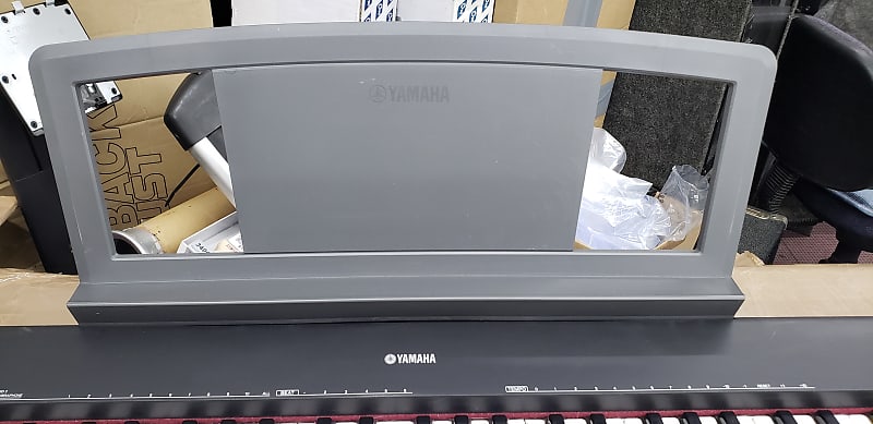 Yamaha Portable Grand NP-30 STAND INCLUDED | Reverb Yamaha Portable Grand NP-30 STAND INCLUDED | Reverb
