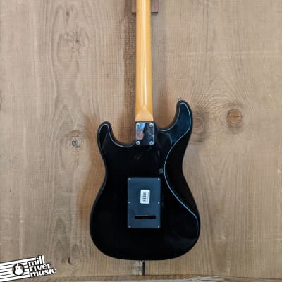 Vantage Stratocaster-Style Electric Guitar Black image 5