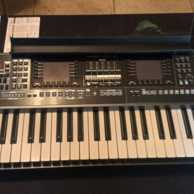Roland E-A7 61-Key Arranger Keyboard 2015 - Present - Black