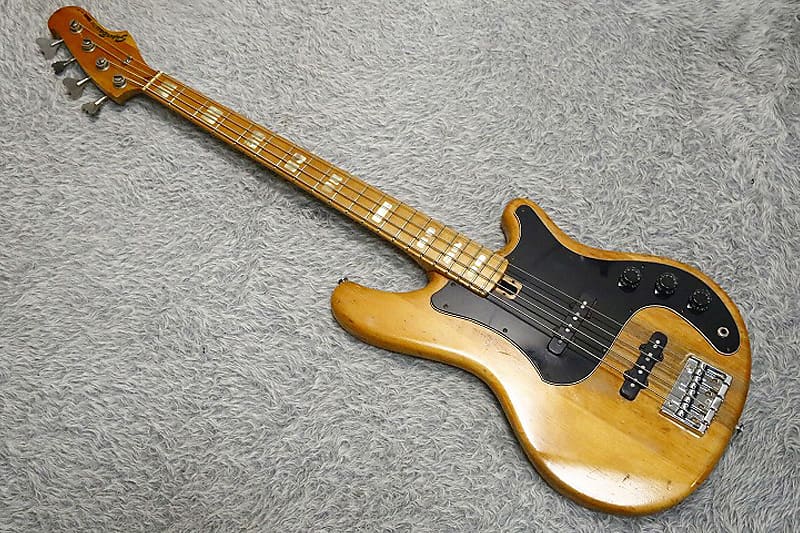 1970's made Vintage Yamaha Super Bass 700 SB700 Alder body