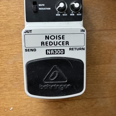 Behringer nr100 Noise Reducer pedal Gray | Reverb