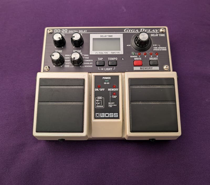 Boss DD-20 Giga Delay | Reverb