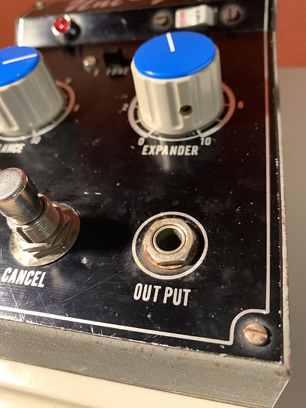 Univox Uni-Fuzz 1968-1973 | Reverb