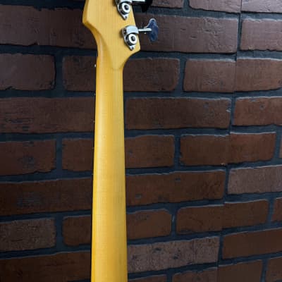 Woodcraft Electric Guitars JB4 Mini “Shortest-Scale” 4-String Electric Bass - Satin Tobacco Burst image 4