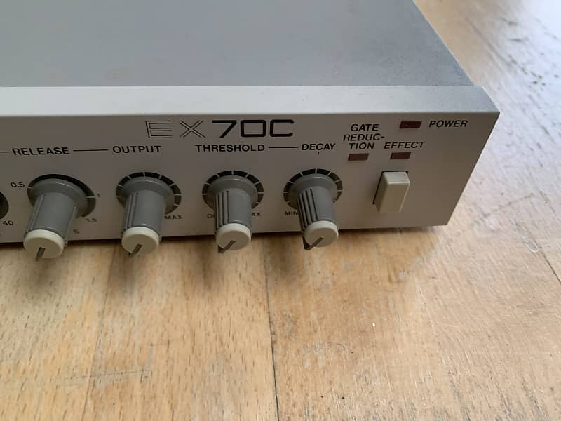 AKAI EX70C コンプレッサー・ゲート Akai EX 70C compressor/gate | Reverb