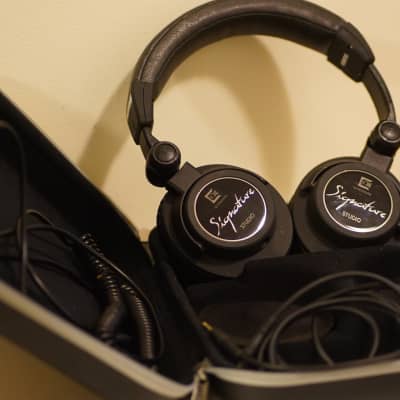 Ultrasone Signature Studio Over Ear Headphones image 1