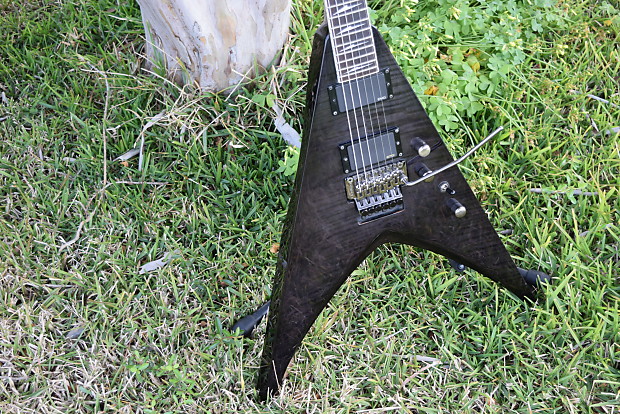 ESP LTD v 401dx with ESP deluxe hard case good condition sweet sound flying V shape