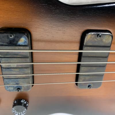 Gibson  Explorer Bass  2012 Vintage Sunburst W/OHSC image 11