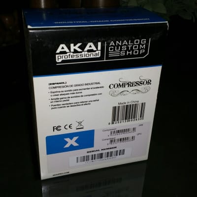 Akai Professional Compressor  Chrome image 4