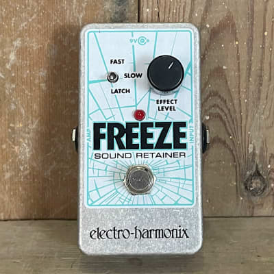 Electro-Harmonix Freeze sound retainer pedal | Electric