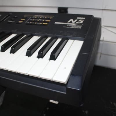 Korg 61-Key Keyboard Music Synthesizer N5 image 5