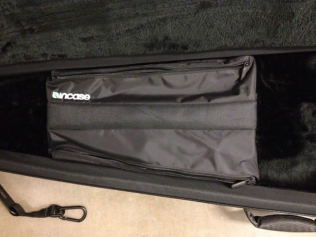 Incase Bass Gig Bag - Black | Reverb