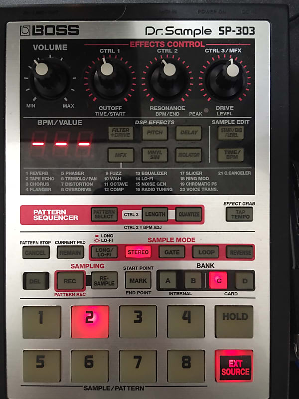 Boss Dr. Sample SP-303