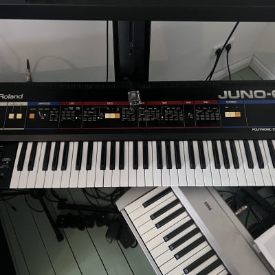 Roland Juno-60 61-Key Polyphonic Synthesizer 1982 - 1984 - Black