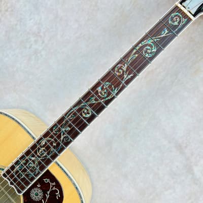 Gibson Custom SJ-200 Vine Acoustic Guitar 2004 - Natural image 11