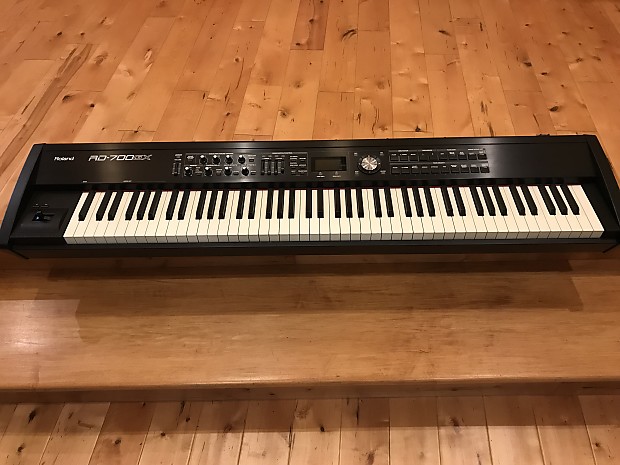 Roland RD-700GX 88-Key Digital Stage Piano image 3