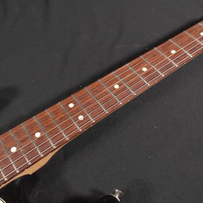 Fender Standard Stratocaster Left-Handed with Rosewood Fretboard 2013 - Black image 2