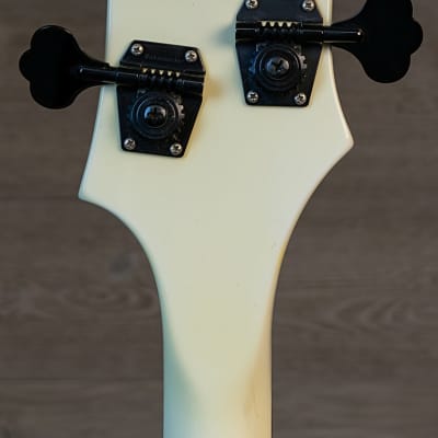 Rickenbacker ベース 4弦 ブラック/ホワイト Rickenbacker ベース 4弦 ブラック/ホワイト Rickenbacker