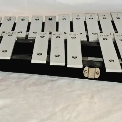 LUDWIG  Xylophone with case image 4
