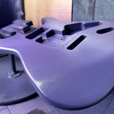Fender Stratocaster ‘72 Vintage Reissue 1989 - Custom purple finish with metallic flake and a high-gloss clear coat image 9