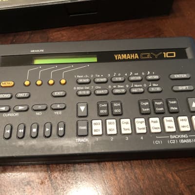 Yamaha QY10 Music Sequencer image 1