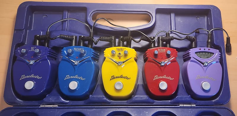 Danelectro effects store