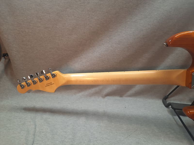 G&L LEGACY BASS - Sunburst | Red Guitars Online Store