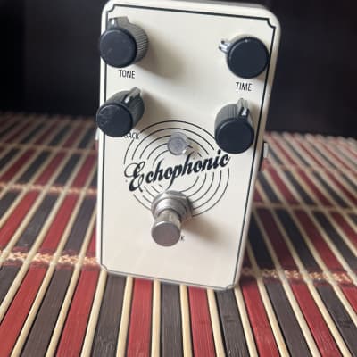Lovepedal Echophonic | Reverb