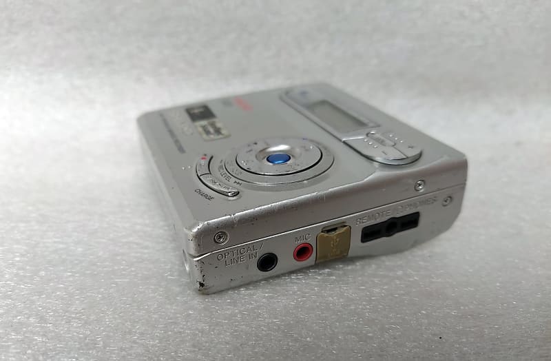 ポータブルプレーヤー SHARP 1-BIT PORTABLE MINIDISC RECORDER SHARP 1-BIT PORTABLE MINIDISC RECORDER