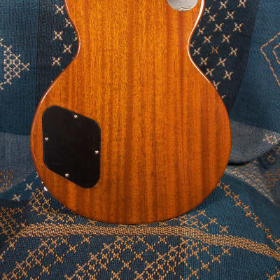 FGN Fujigen Neo Classic Les Paul (NCLS-20R) 2022 Vintage FGN Fujigen Neo Classic Les Paul (NCLS-20R) 2022 Vintage