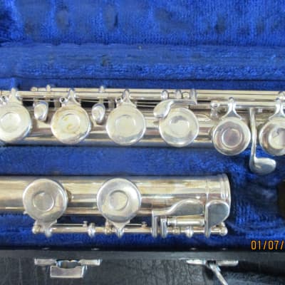 Gemeinhardt 2SP Straght-Headjoint Flute with Offset G , made in USA image 2
