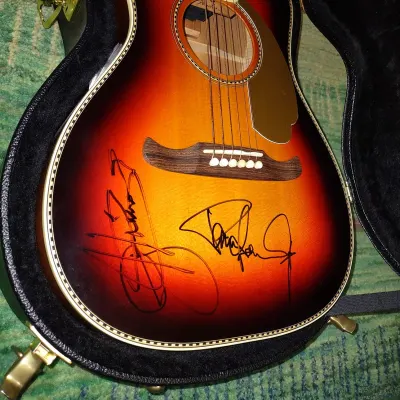 Fender Custom Shop Malibu - KISS Autographed 2014 - 3 Tone Sunburst image 3